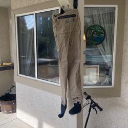 Kids Breathable Waders white River Size Kids Medium  (thick Fleece Wader Pants “Remington Sz Large Kids) Included