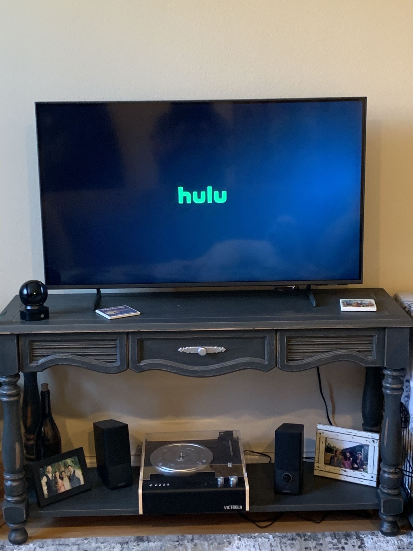 Console Table/Entertainment Console