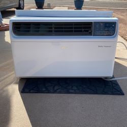 LG Dual Inverter Energy Efficient Air Conditioner 