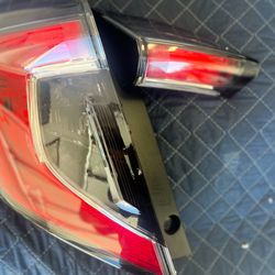 OEM 2017-2021 Honda Civic Hatchback Tail Lights