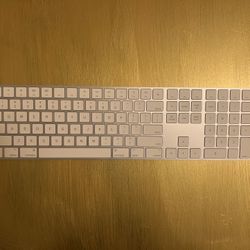 Apple Magic Keyboard With Numeric Pad