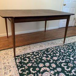 Mid Century Modern Dining Table By Bassett