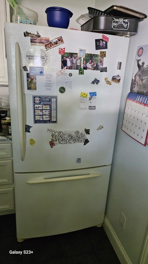 GE Fridge