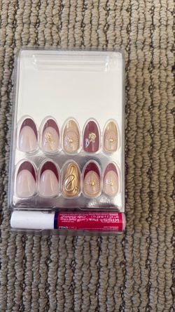 Fake nails brand new