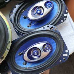 PYLE "Blue Label" 4x6 3-way SPEAKERS-240 watts