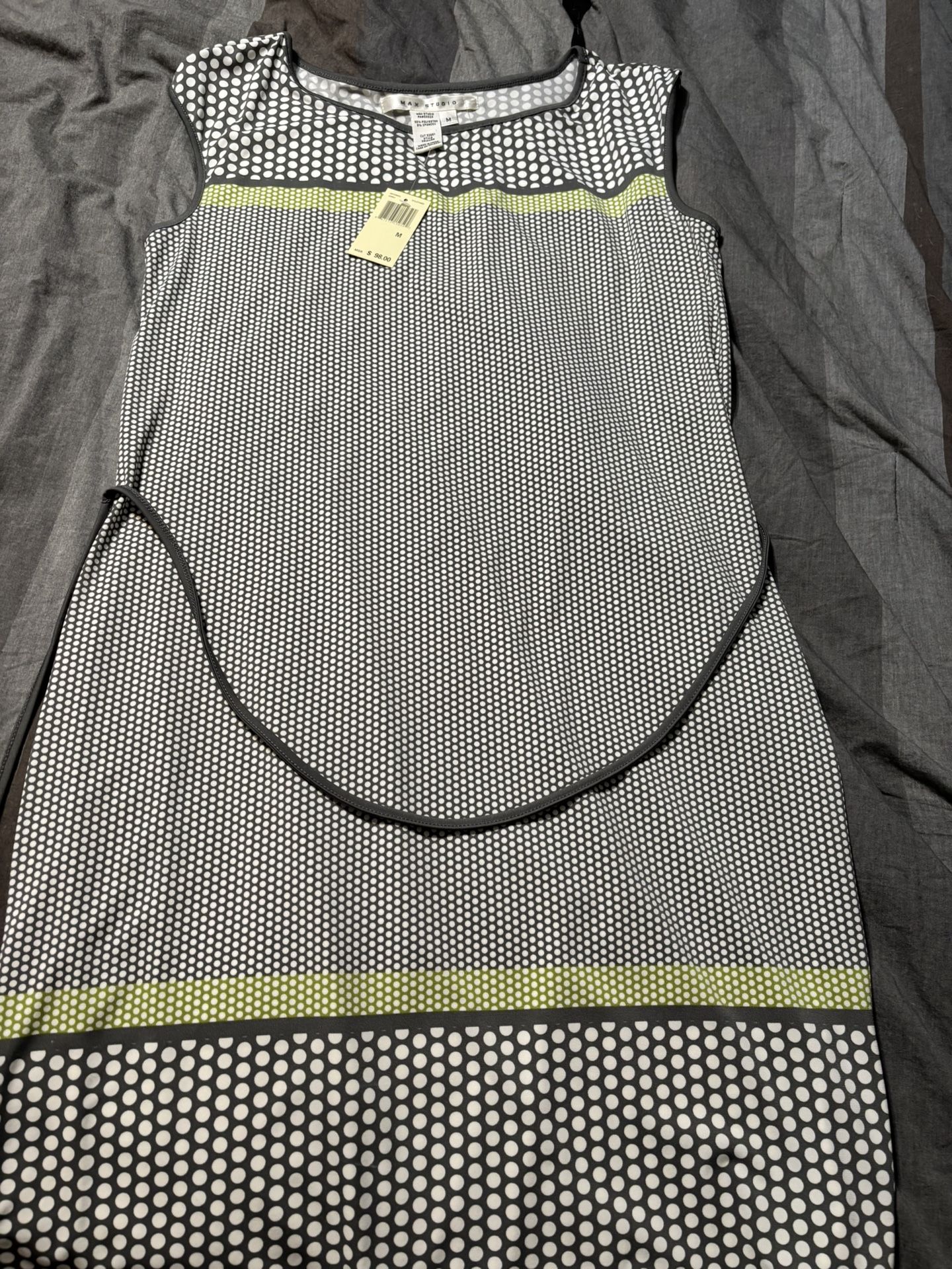 NWT Womens Size Medium Dress