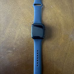 Apple Watch Series 8 (Locked)