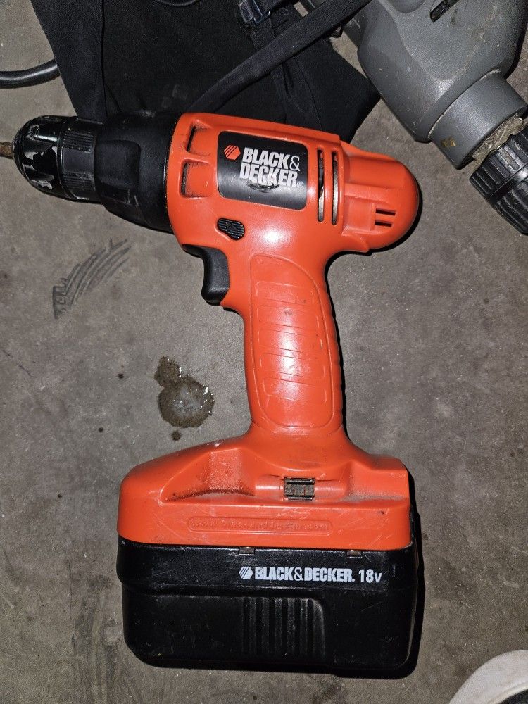 Black N Decker Drill $20