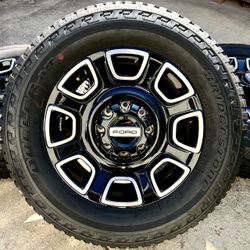 New 2026 20” Ford F350 Platinum OEM Gloss Black Wheels and Tires 99% Tread F250