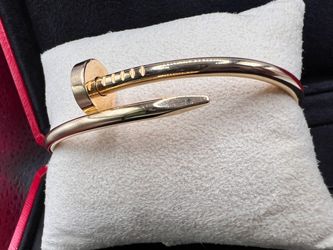 Luxury Nail Bangle