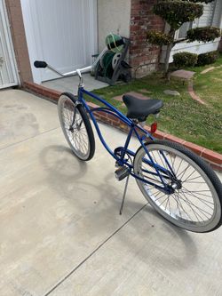 Schwinn beach cruiser