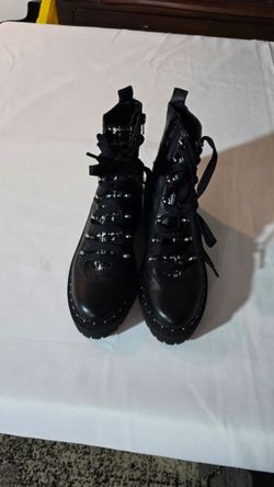 Steve Madden Rainier boots, women's size 9