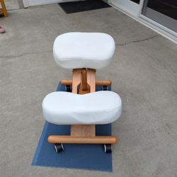 Ergonomic Kneeling Desk Chair - super clean, like new, adjustable