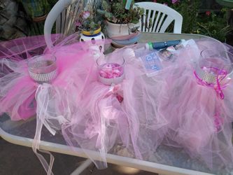 6 centerpieces glass bling & tulle fcfs $20 set