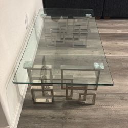 Modern & Stylish Coffee Table