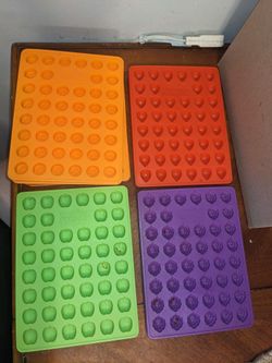 Fruit snack silicone mold