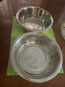 2 Large Stainless Steel Dog Food Bowls, Diameter:10 inches; New
