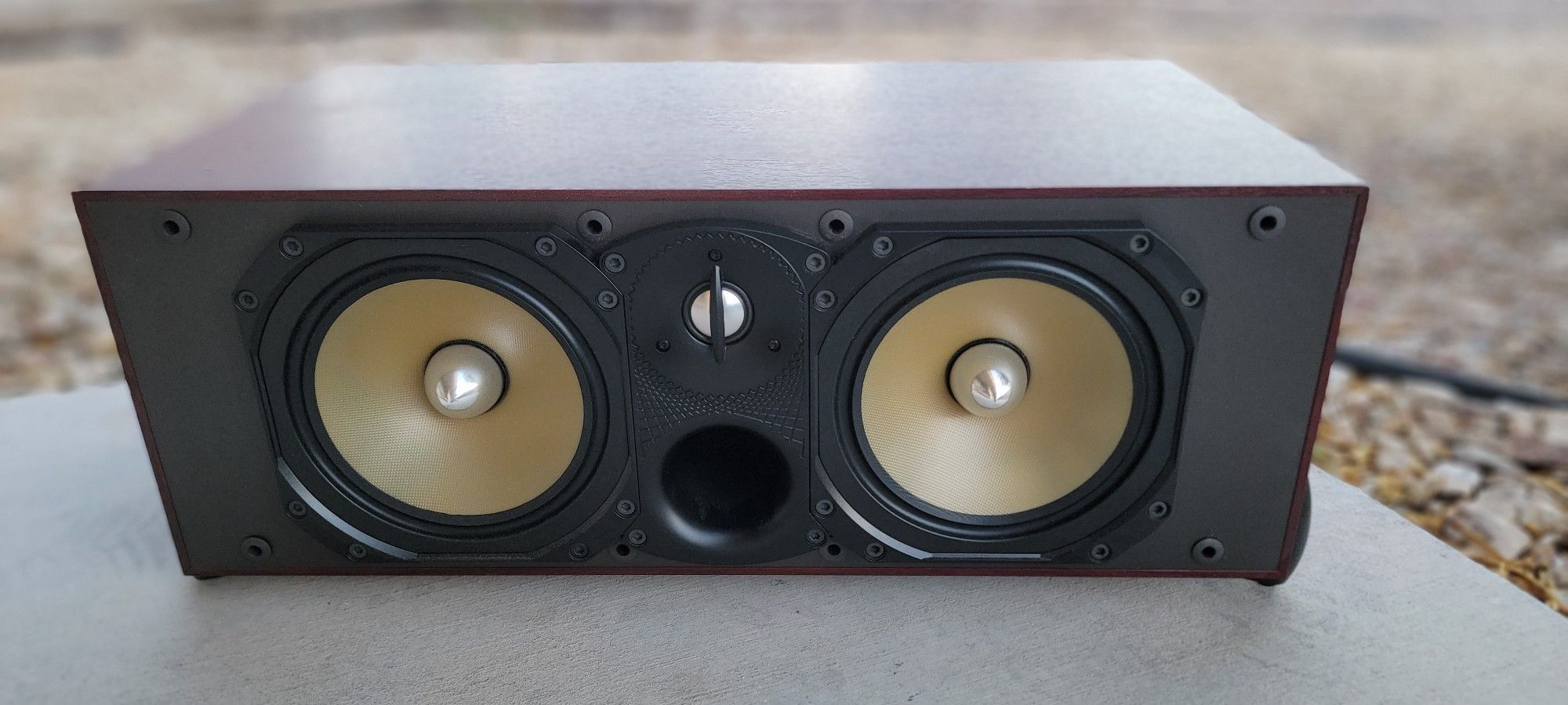 Paradigm CC 470 v3 Studio Series Magne Shield Center Channel Speaker