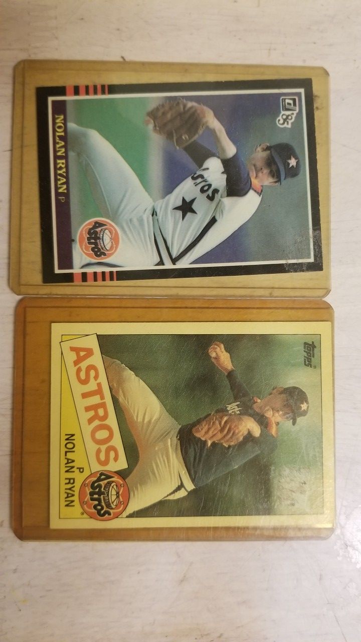 2 nolan ryan baseball cards