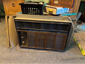 GE 12,000 BTU Air Conditioner
