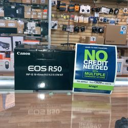 Canon EOS R50 With 18-45mm Lens Kit