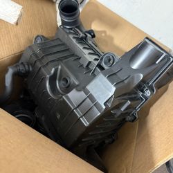 Mk8 2.0t OEM Intake Airbox