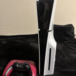 Ps5 Slim Disc Edition w Controller 