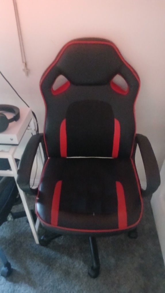 Red And Black Gaming Chair