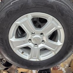OEM 17" JEEP RUBICON/gladiator Wheels With New
