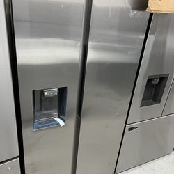 (Minor dents shown in pic) Samsung Counter Depth Side By Side Refrigerator