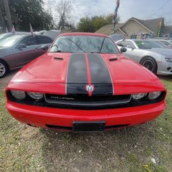 2010 Dodge Challenger!!! 3,600 Down Payment!!! We Are House Finance!!!