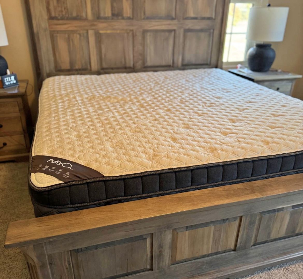 Puffy Royal Hybrid Queen Mattress LIKE NEW
