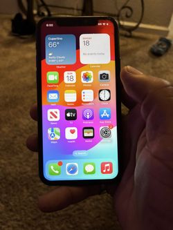 IPhone 11 Pro Fully Unlocked Small Crack Work Great