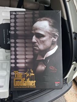 Blitzway Godfather statue