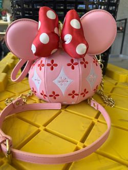 Disney Lougefly  Minnie Mouse Ornament Crossbody bag New without tags