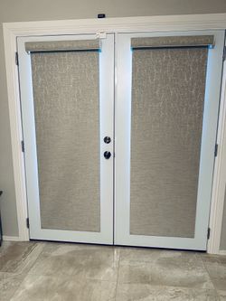Roller shade with remote