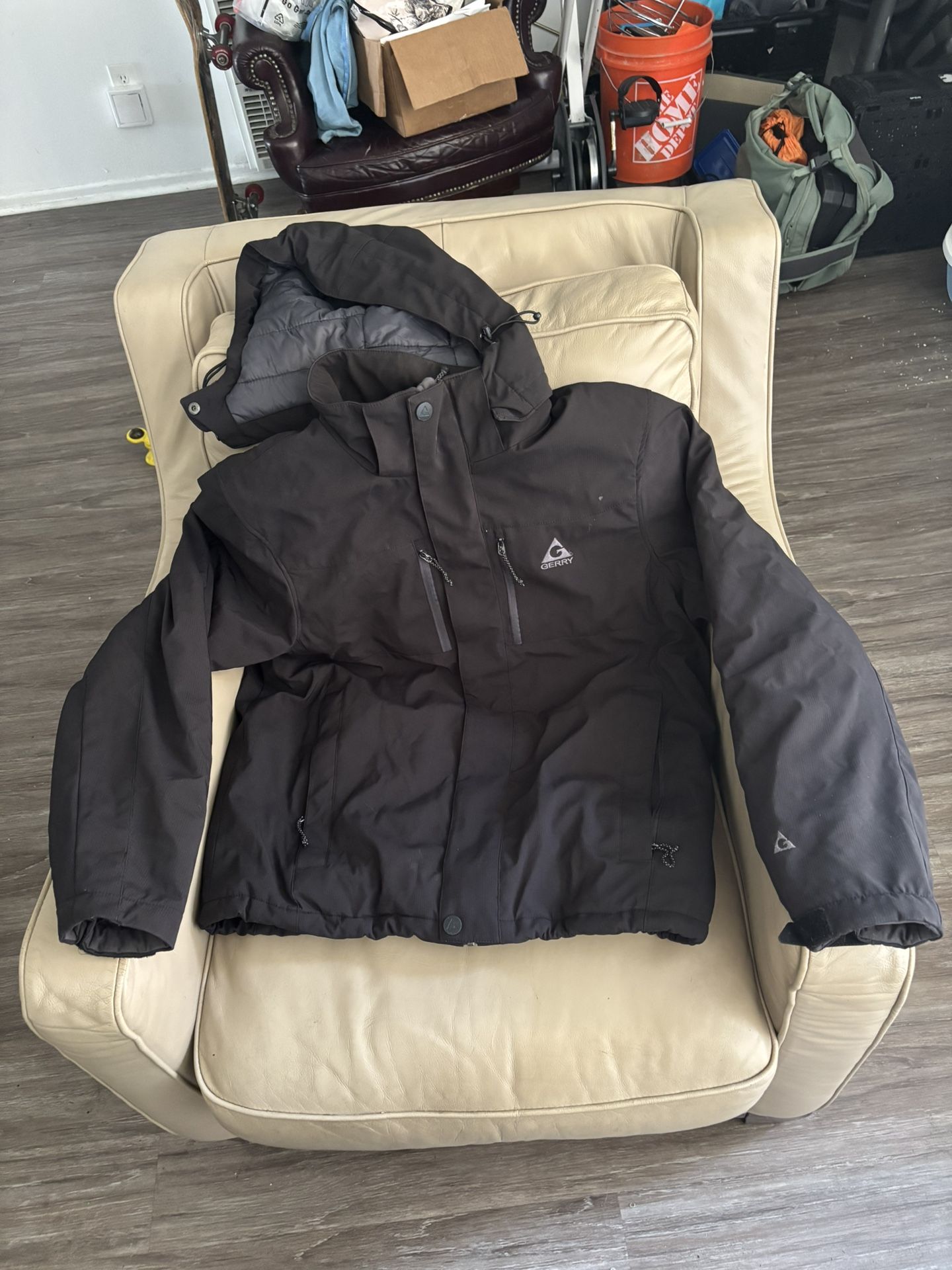 2 Snow Jackets!- Gerry And Colombia Brand!!