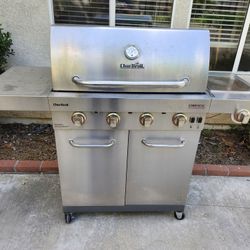 Char-Broil 4 Burner W/Side Burner Grill