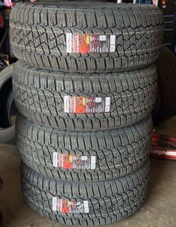 ✔️✅275/55/20 vendo set de llantas nuevas Supermax at