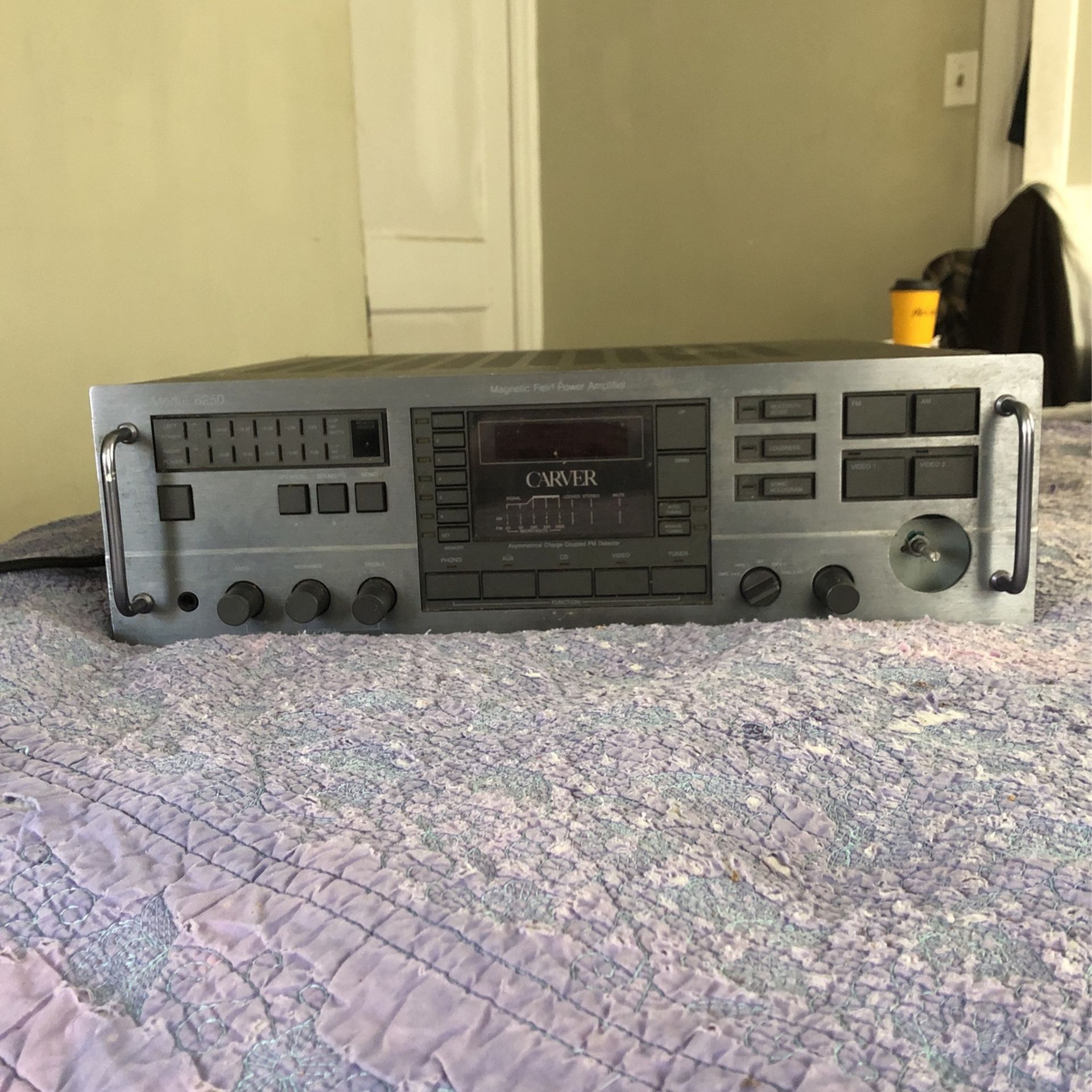 Carver 6250 Magnetic Field Power Amplifier Stereo Receiver - 125 Watts per Channel - 1988 Black