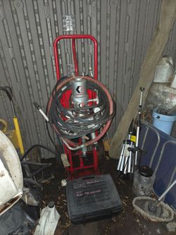 Graco Monark with Electro Static Guns.