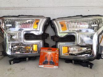Ford fl150 light