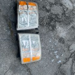 2007 Chevy Silverado Headlights 