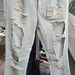 Stay Chic Women Pants Size L, Brand New 
