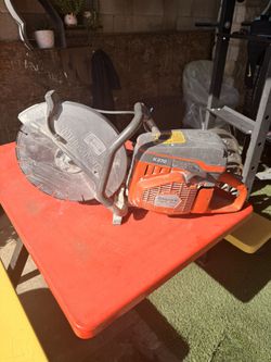 Husqvarna K970 Concrete Saw - Gas