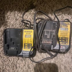 Charger Dewalt 