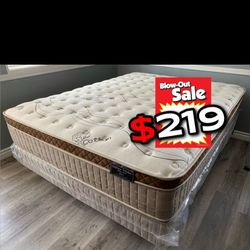 Queen Organic Cloud Edition Europillow Top 12inch Mattress!!