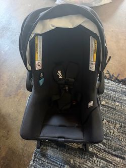 Joie Baseless car seat