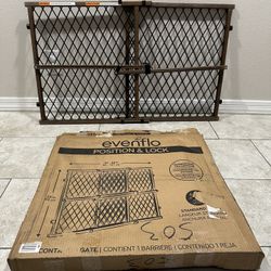 Adjustable Pet Gate - Fits Openings 26” - 42”