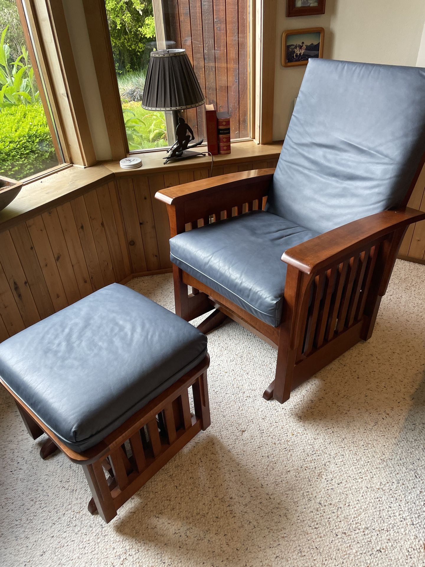 Ethan Allen Amish Mission Slider Chair W/Slider Ottoman